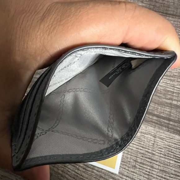 Michael Kors card holder - Picture 5 of 5